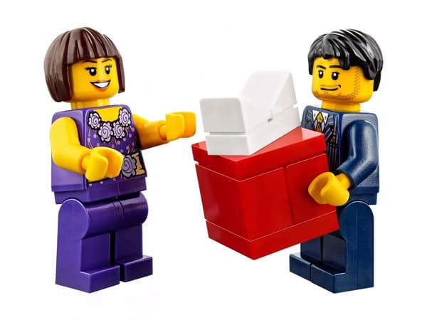 LEGO Creator 40120 Valentine’s Day Dinner. Valentine’s Day