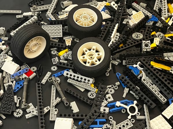 8880 LEGO Super Car