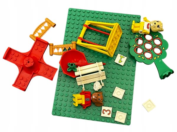 3659 LEGO Playground