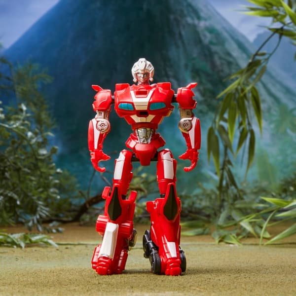 2 TRANSFORMERS BEAST ALLIANCE figures: ARCEE & SILVERFANG F4618