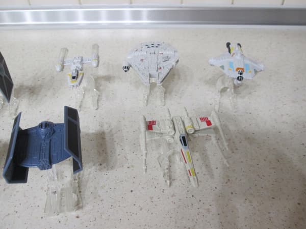 Hot Wheels TIE Fighter Spacecraft CGW52/CGW53