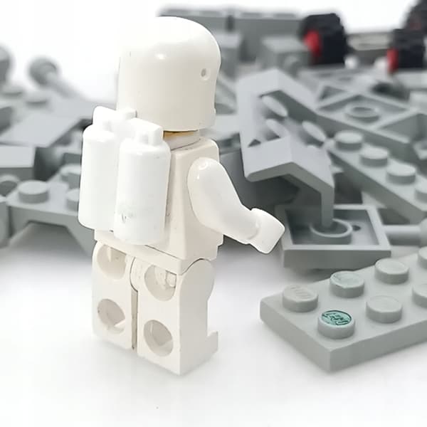 LEGO Classic Space 894 Mobile Ground Tracking Station