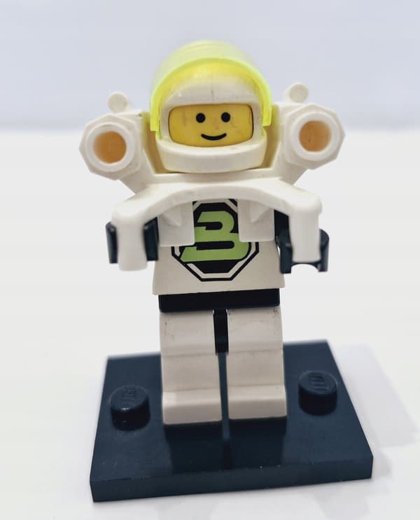 Lego figure sp055 Space Blacktron 2