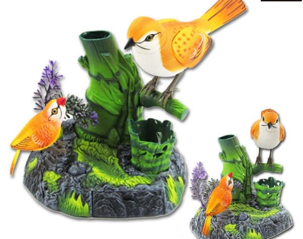 CHIRPING MOVING BIRDS INTERACTIVE TOY SET