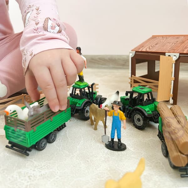 LITTLE FARMER SET – FARM FIGURINES