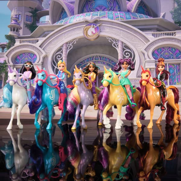 UNICORN ACADEMY VALENTINA & CINDER FIGURINE SET + PROMOTION