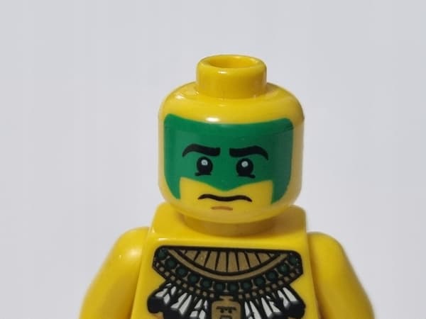 LEGO 8831 SERIES 7 AZTEC WARRIOR col098 - DESCRIPTION