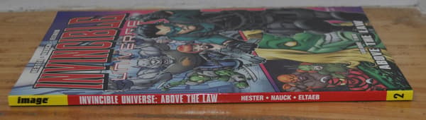 IDEAL Invincible Universe Volume 2 SC ENGLISH
