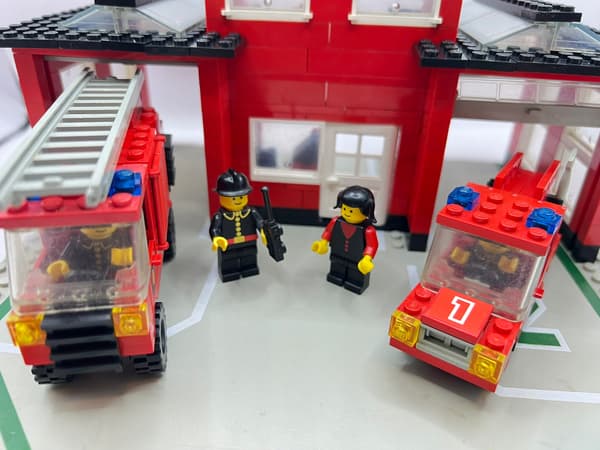 LEGO 6382 Town Fire Station