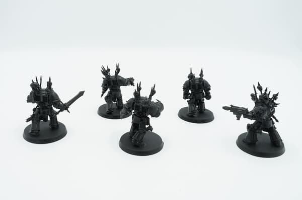 Warhammer 40k Chaos Terminator Squad – set of 5 plastic figures