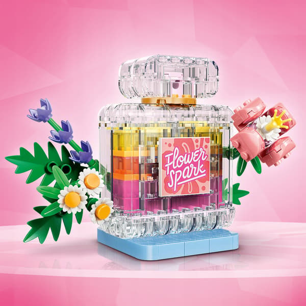 LEGO Creator Perfume Bottle with Floral Decoration 31383