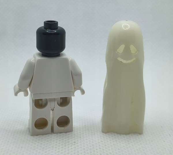 Lego figure gen012: Glow-in-the-dark ghost