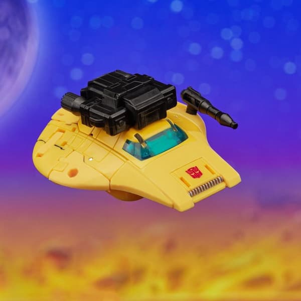 Transformers Generations Legacy United Deluxe Action Figure: Bumblebee