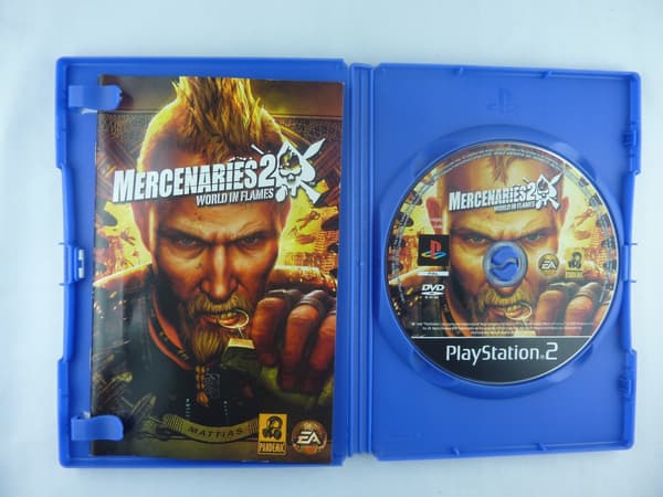 MERCENARIES 2 WORLD IN – disc in very good+ condition, complete set with Polish PS2 version