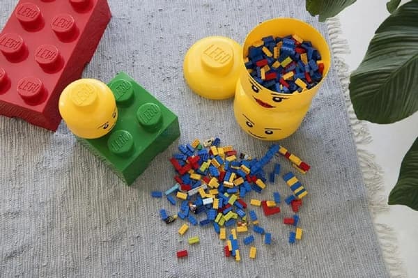 LEGO Storage Head (size S) – winking girl, eye