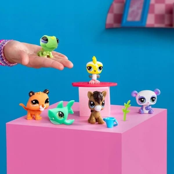 Littlest Pet Shop figurine with accessories – mixed designs, Generation 7