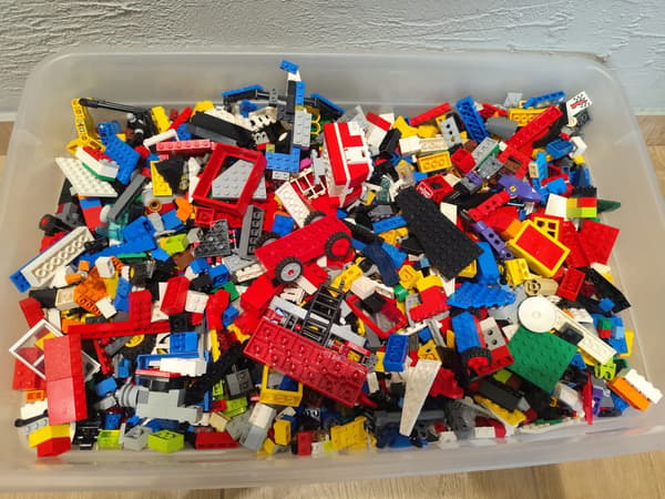 Lego Mix bricks, 5.5 kg, V8