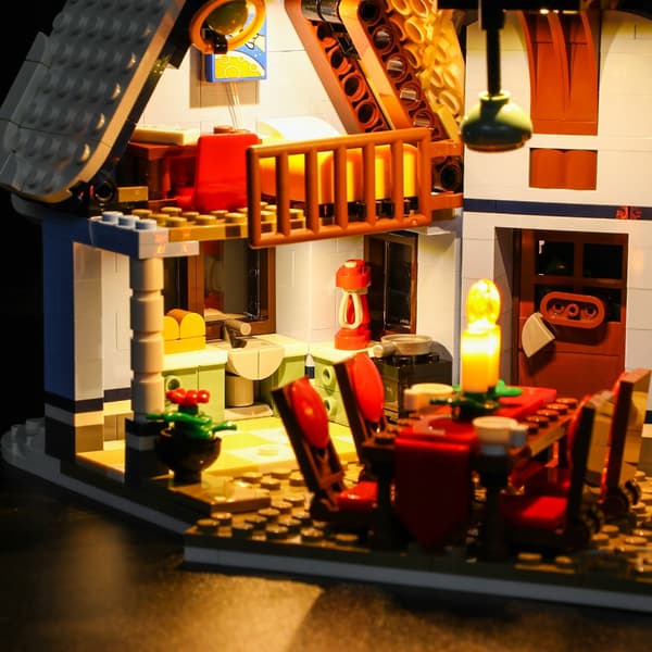 Lighting Set for LEGO Creator Expert 10293: Santa’s Visit