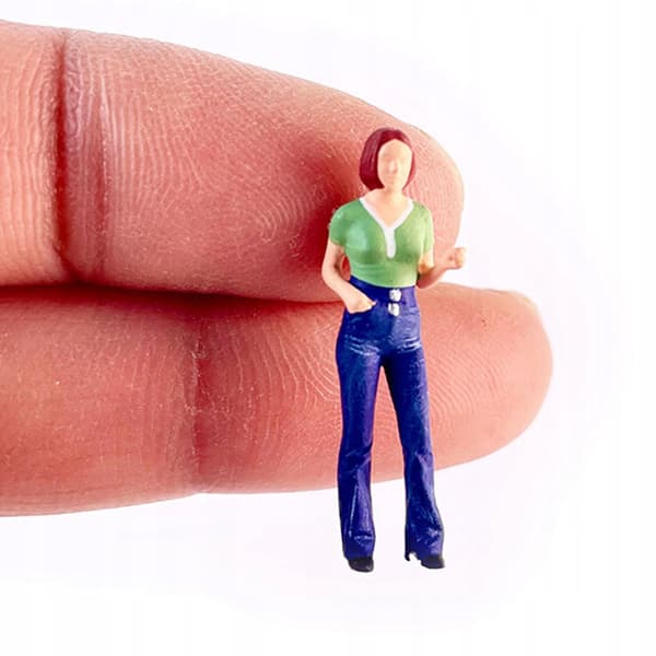 3x 1/64 Diorama Women’s Figures Desk Decor Resin Tiny Miniature Figures
