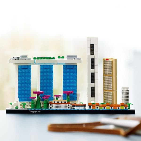 LEGO Architecture 21057 Singapore Architecture