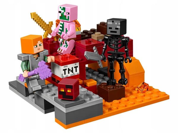 LEGO Minecraft 21139 Battle in the Nether