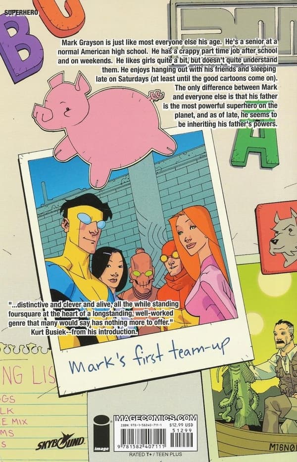 Invincible Volume 1: Family Matters by Robert Kirkman