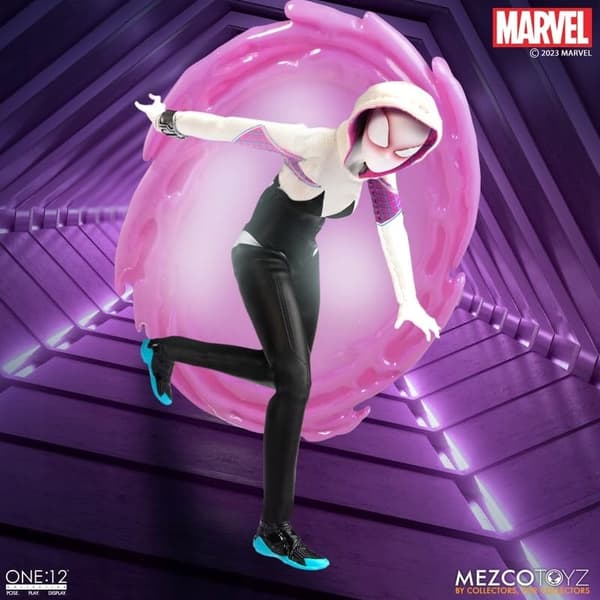 Mezco Toys – 1/12 scale Marvel action figure