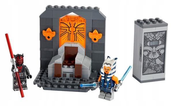 LEGO Star Wars ‘Clash on Mandalore’ set as a present
