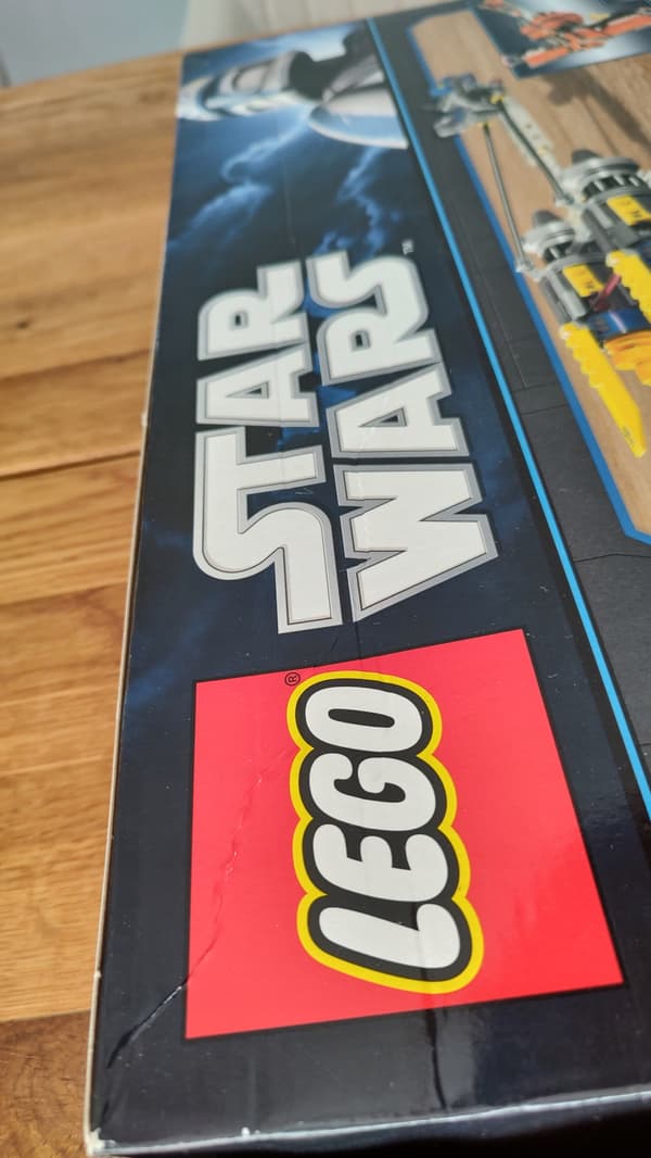 LEGO 8096 Star Wars – Emperor Palpatine’s Shuttle. Description and photos