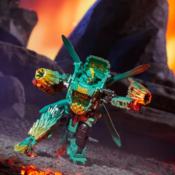 HASBRO Transformers Legacy United Infernac Universe Shard Figure