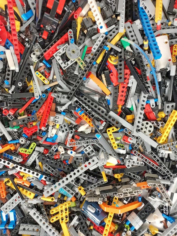 LEGO TECHNIC MIX BRICKS. A whole host of ideas! Sorted, Genuine, 1 kg