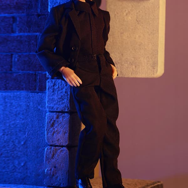 A set of suits with action figures for 1/12-scale miniature figures includes a black
