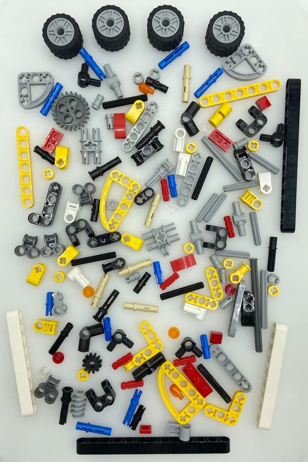 LEGO Technic 42031 Boom Truck – SECOND-HAND