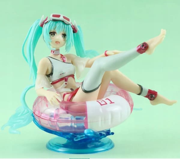 Hatsune Miku Aqua Float 18cm – a beautiful figurine with a stand