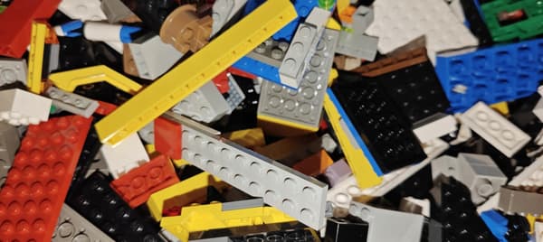 LEGO BRICKS BY WEIGHT, ORIGINAL RANDOM MIX 0.5 KG