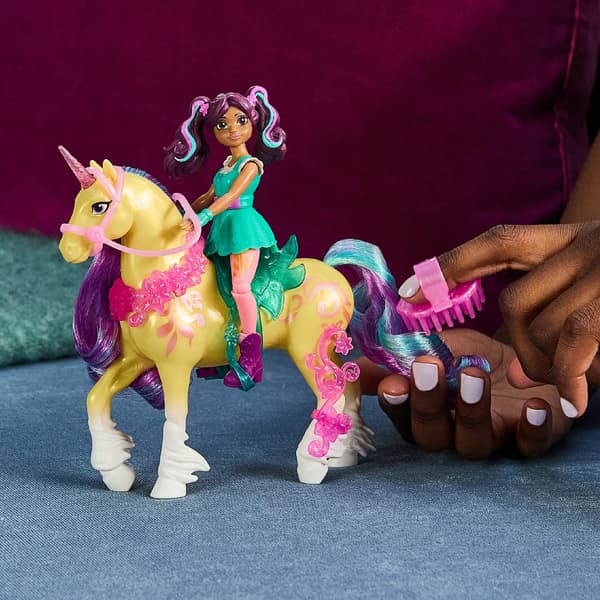UNICORN ACADEMY SET: TWO FIGURINES – AVA THE LEAF UNICORN + BRUSH