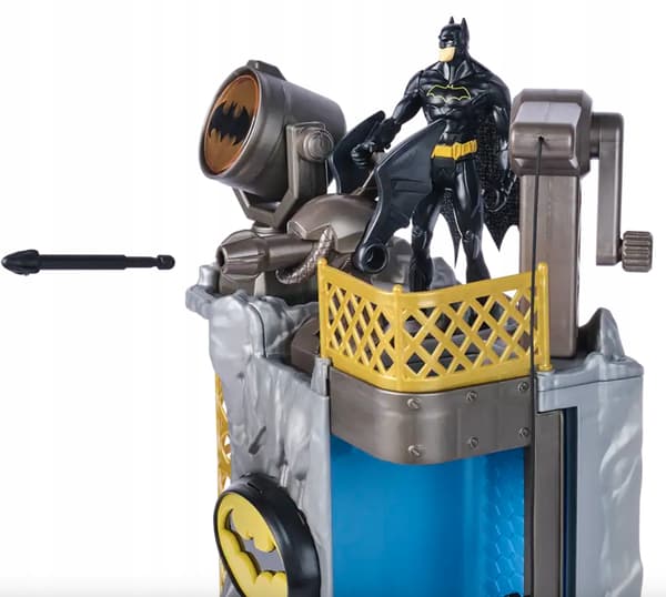 BATMAN DC BATCAVE BATMAN’S CAVE play set with Batman figure