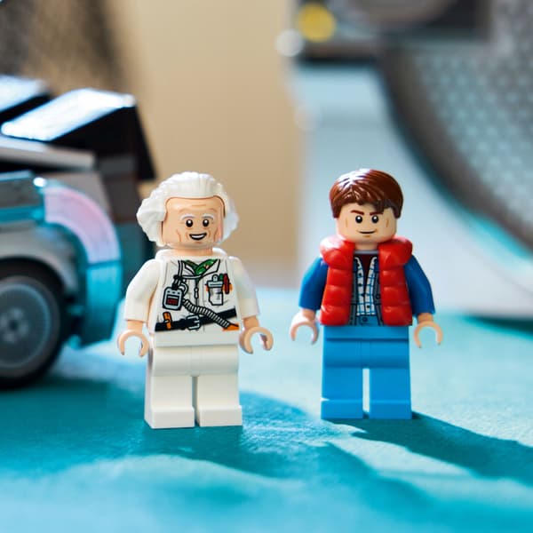 LEGO Speed Champions 77256 Back to the Future Time Machine, building blocks