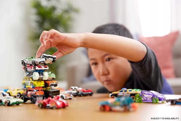 Hot Wheels 1:64 scale 20-vehicle set – collection