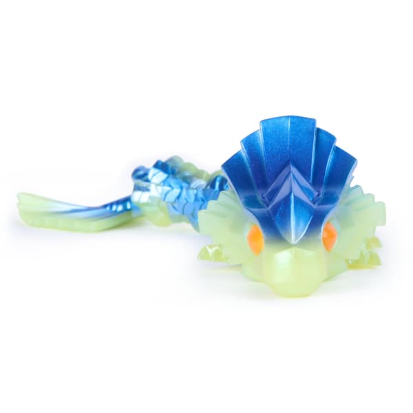 Crystalynx Dragons. Small collectable dragons by Spin Master, 120 x 85 mm