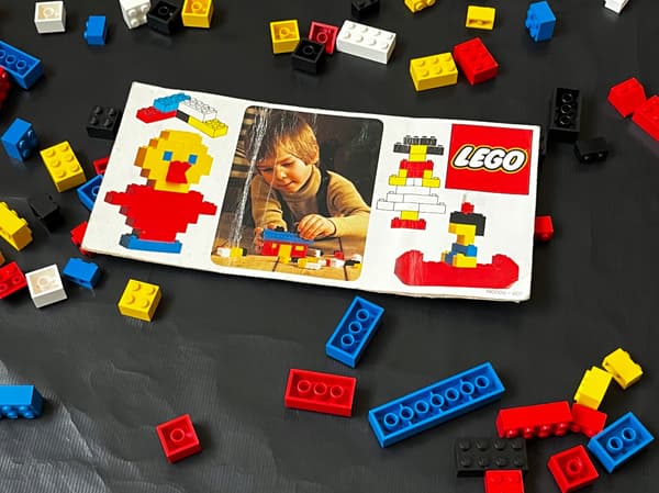 7-2 LEGO Universal Building Set