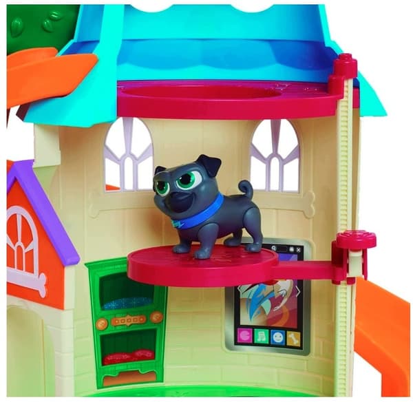 BINGO AND ROLLY'S TWO-STOREY PLAYHOUSE WITH 2 MOVABLE FIGURES AND INTERACTIVE FEATURES