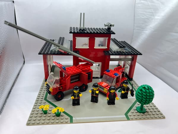 LEGO 6382 Town Fire Station