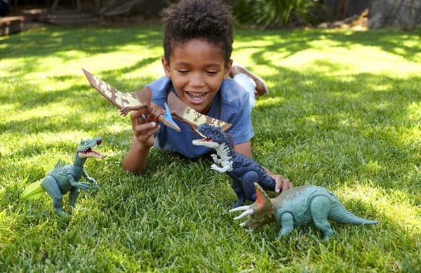 Mattel Jurassic World ‘Wild Roar’ Ichthyoven Figure