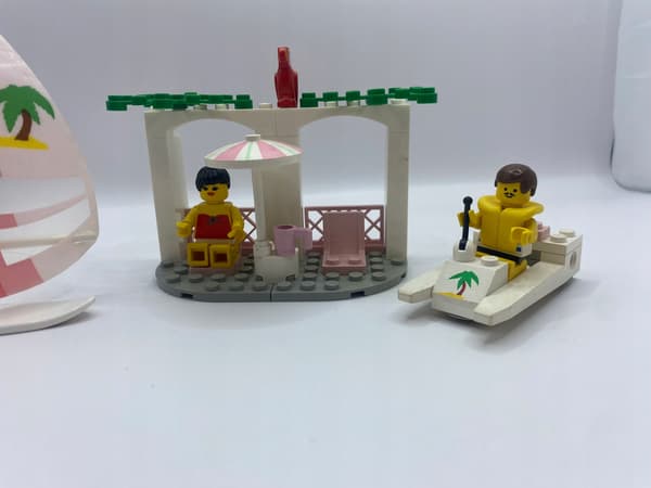 LEGO 6401 Town Beach