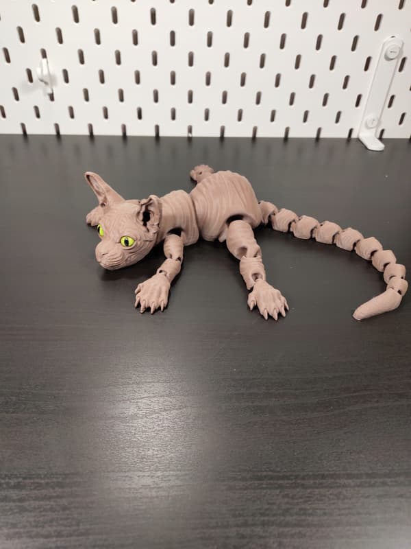 Figurine – 3D Sphinx Cat (Flexi, Brown with green eyes)