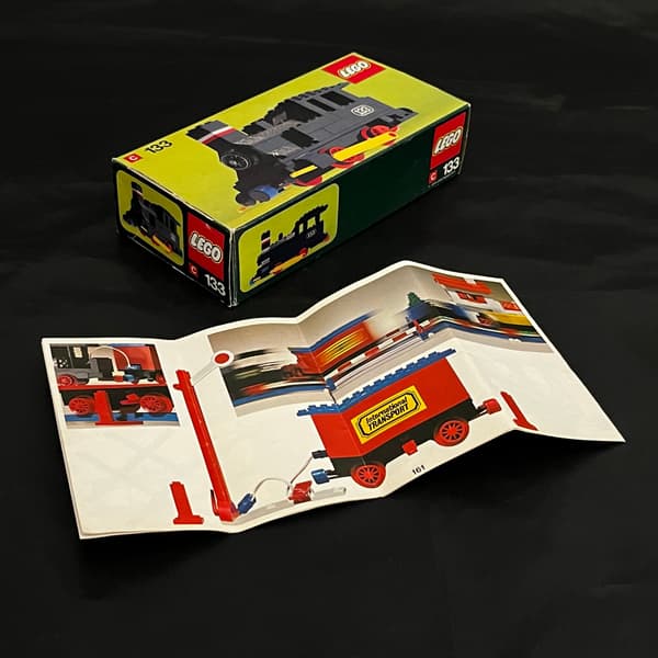 133 LEGO Locomotive