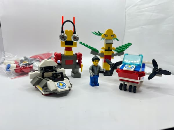 LEGO 4174 Max Takes Flight – Creator