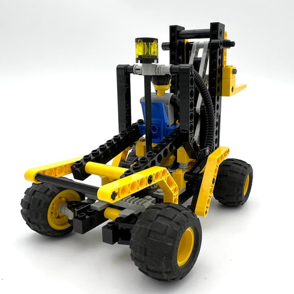 Lego Technic 8248 – Forklift