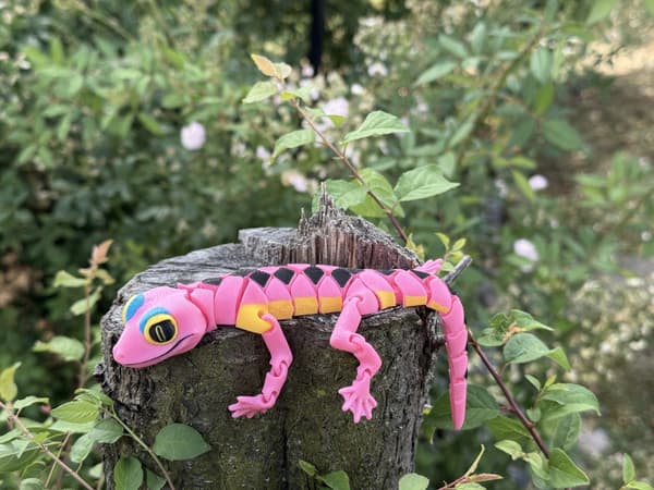Namibian Palm Gecko 3D – segmented, movable figurine, terrarium decoration